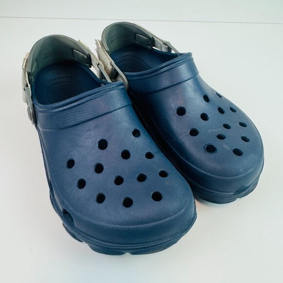 Crocs M6 W8 navy blue clogs rubber slip on closed toe - Picture 1 of 7